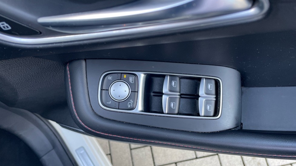 MG HS 1.5 T-GDI Excite 5dr DCT Petrol Hatchback - Image 22