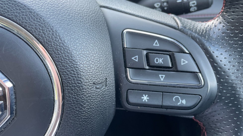 MG HS 1.5 T-GDI Excite 5dr DCT Petrol Hatchback - Image 26