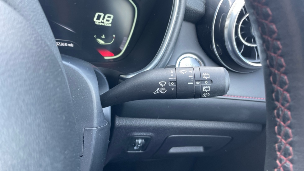 MG HS 1.5 T-GDI Excite 5dr DCT Petrol Hatchback - Image 29