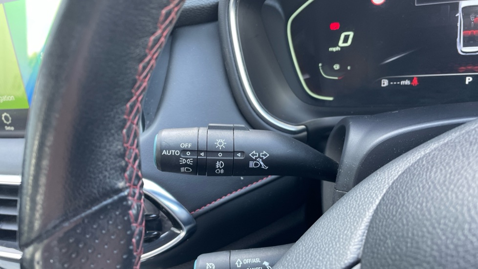 MG HS 1.5 T-GDI Excite 5dr DCT Petrol Hatchback - Image 30