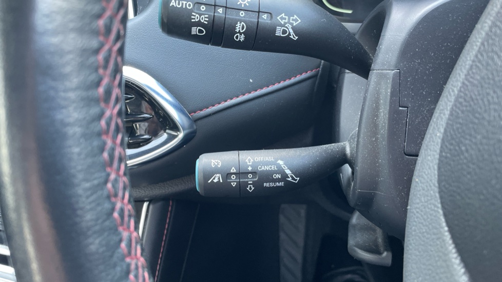 MG HS 1.5 T-GDI Excite 5dr DCT Petrol Hatchback - Image 31