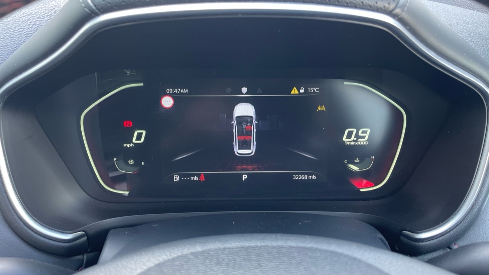 MG HS 1.5 T-GDI Excite 5dr DCT Petrol Hatchback - Image 32