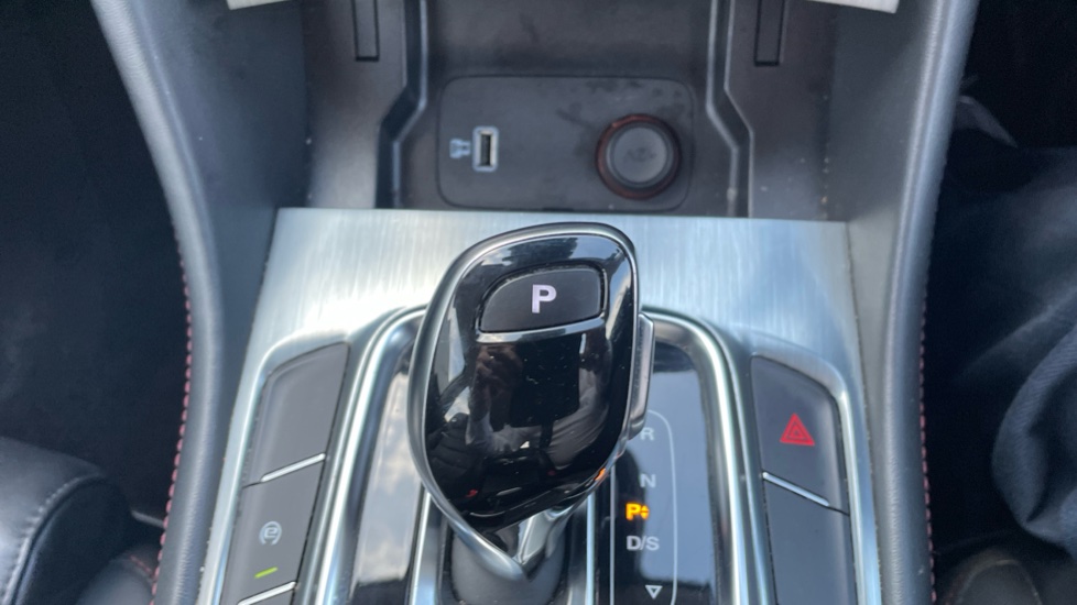 MG HS 1.5 T-GDI Excite 5dr DCT Petrol Hatchback - Image 36
