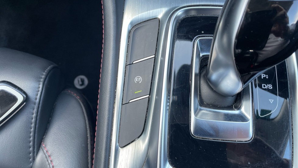 MG HS 1.5 T-GDI Excite 5dr DCT Petrol Hatchback - Image 39