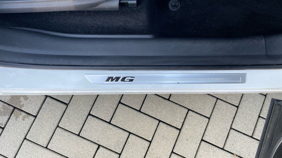 MG HS 1.5 T-GDI Excite 5dr DCT Petrol Hatchback - Image 53