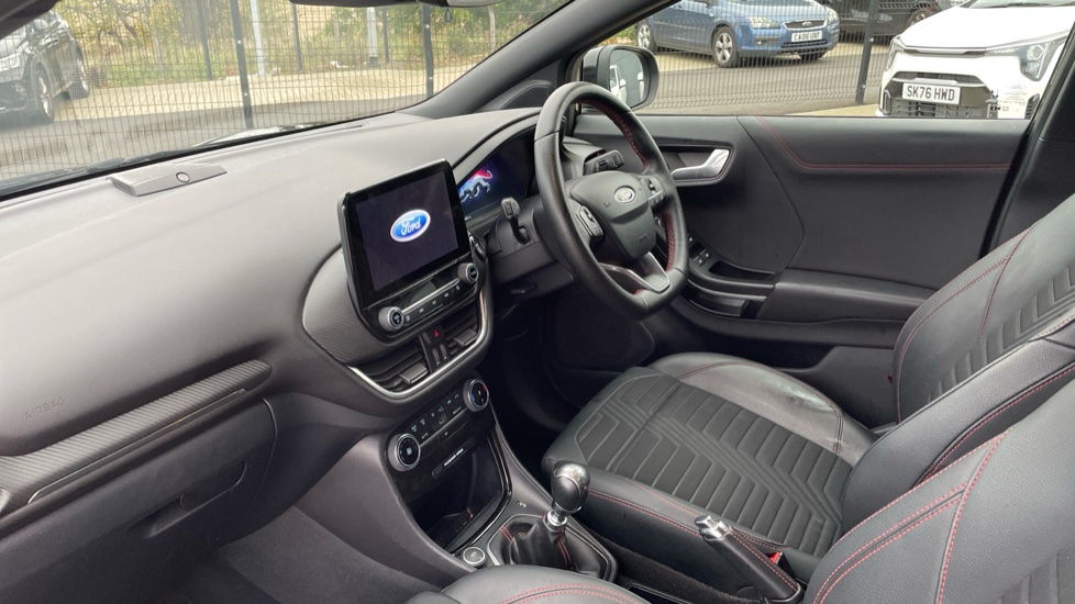 Ford Puma 1.0 EcoBoost Hybrid mHEV 155 ST-Line X 5dr Petrol Hatchback - Image 9