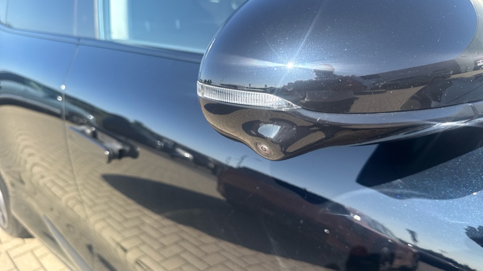 MG IM6 553kW Launch Edition 100kWh 5dr AWD Auto Electric Estate - Image 30