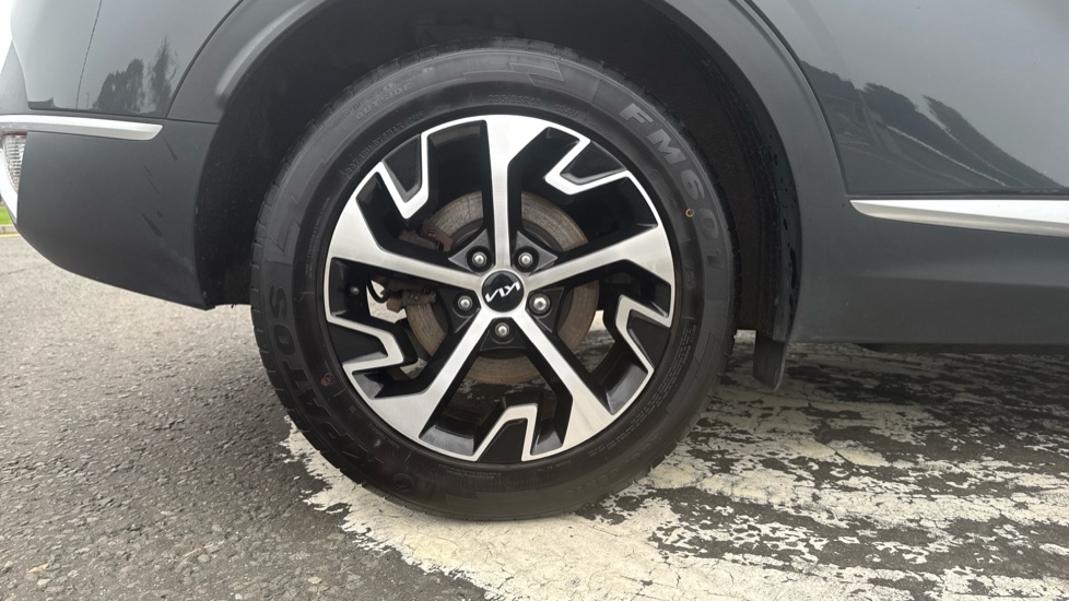 Kia Sportage 1.6T GDi HEV 3 5dr Auto Hybrid Estate - Image 7