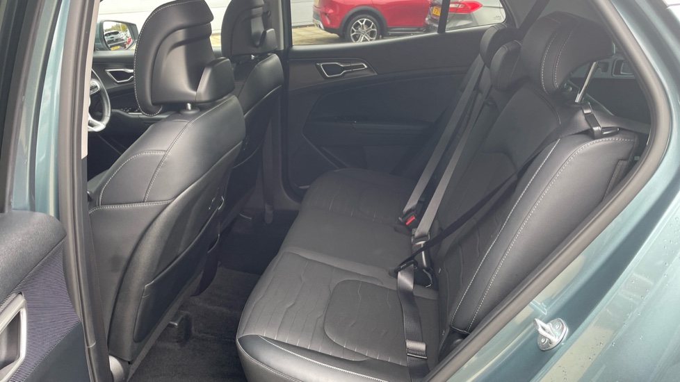 Kia Sportage 1.6T GDi ISG 3 5dr Petrol Estate - Image 16