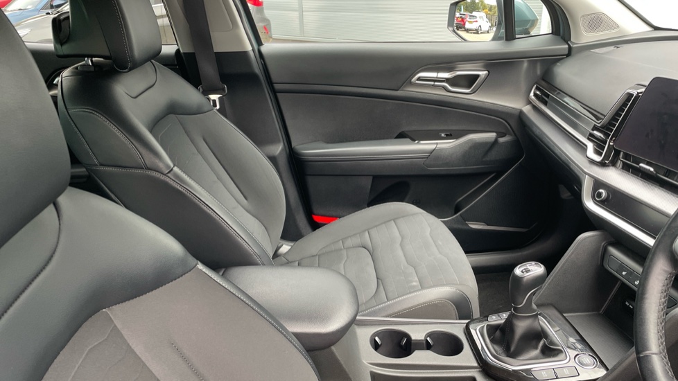 Kia Sportage 1.6T GDi ISG 3 5dr Petrol Estate - Image 25