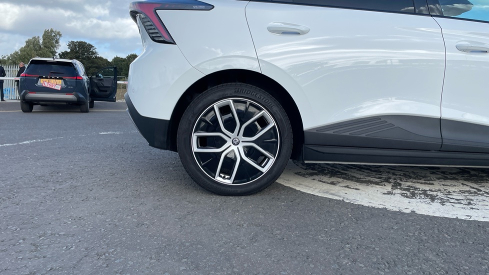 MG MG4 150kW Trophy EV Long Range 64kWh 5dr Auto Electric Hatchback - Image 7
