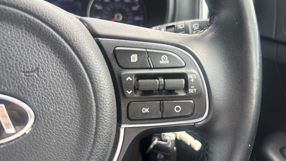 Kia Sportage 1.6 GDi 1 5dr Petrol Estate - Image 33