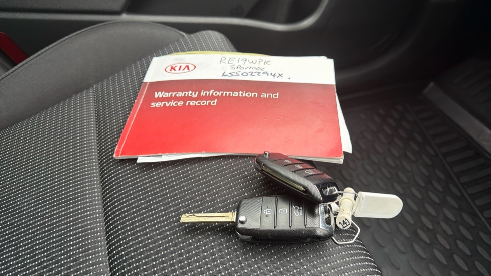 Kia Sportage 1.6 GDi ISG 2 5dr Petrol Estate - Image 19