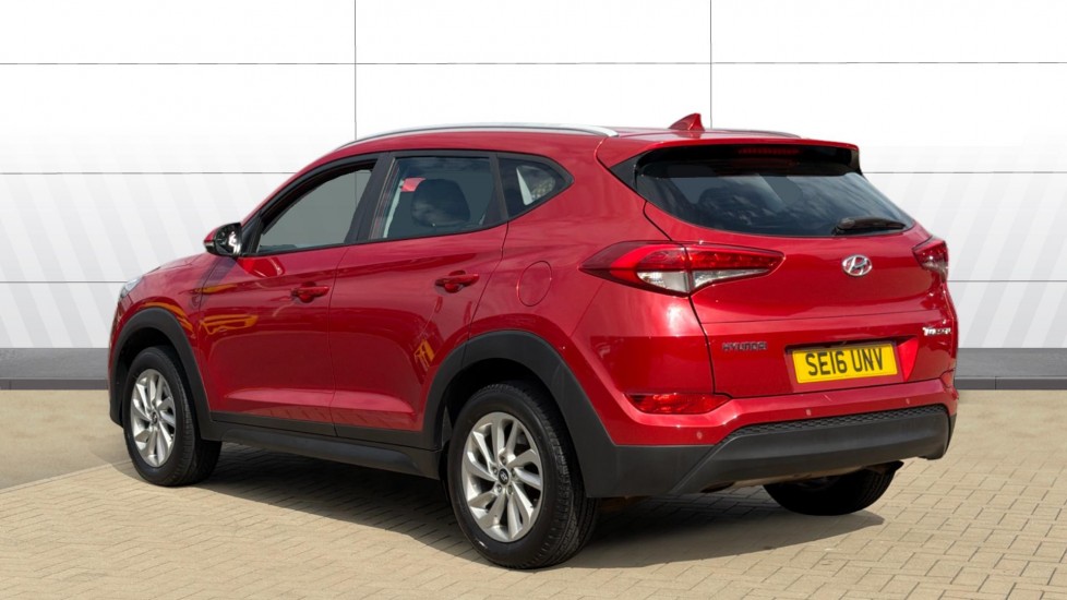 Hyundai TUCSON 1.6 GDi Blue Drive SE Nav 5dr 2WD Petrol Estate - Image 2