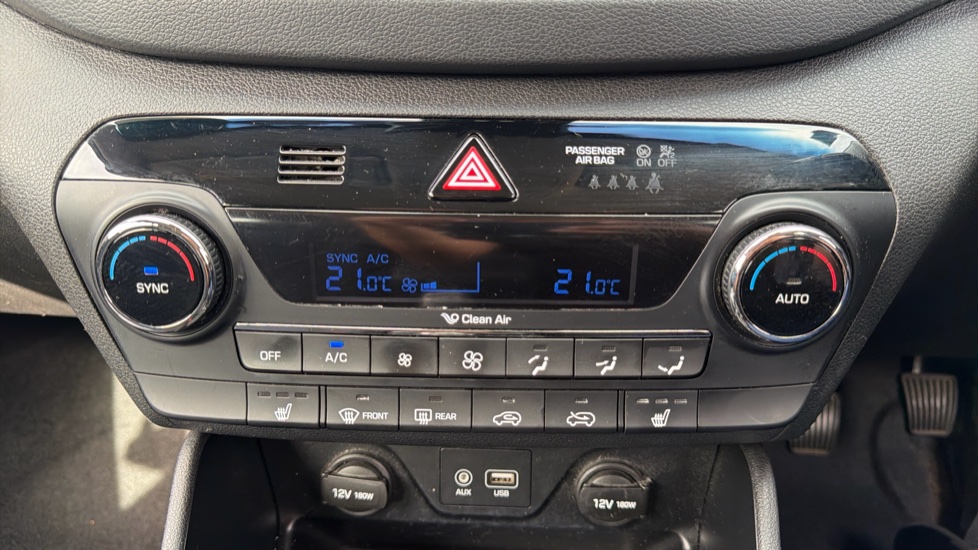 Hyundai TUCSON 1.6 GDi Blue Drive SE Nav 5dr 2WD Petrol Estate - Image 26