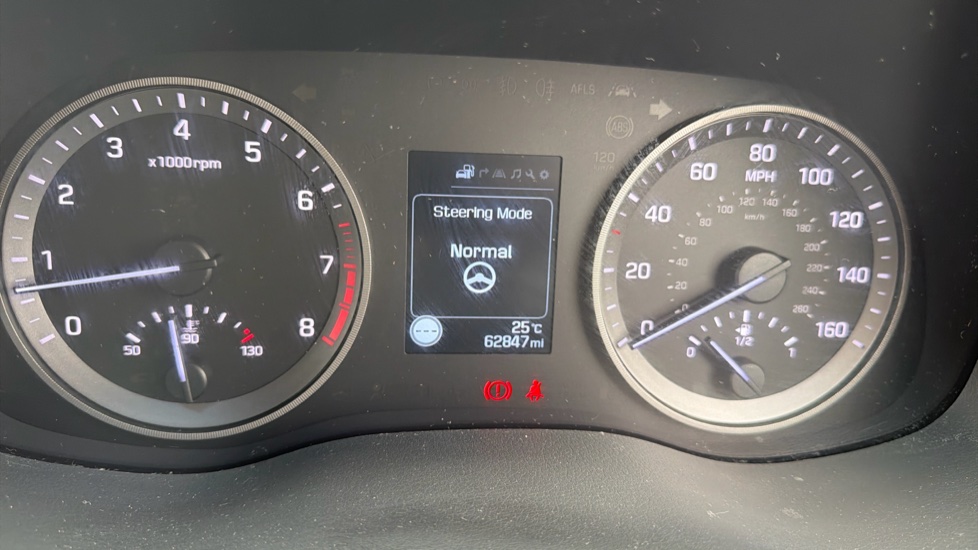 Hyundai TUCSON 1.6 GDi Blue Drive SE Nav 5dr 2WD Petrol Estate - Image 29