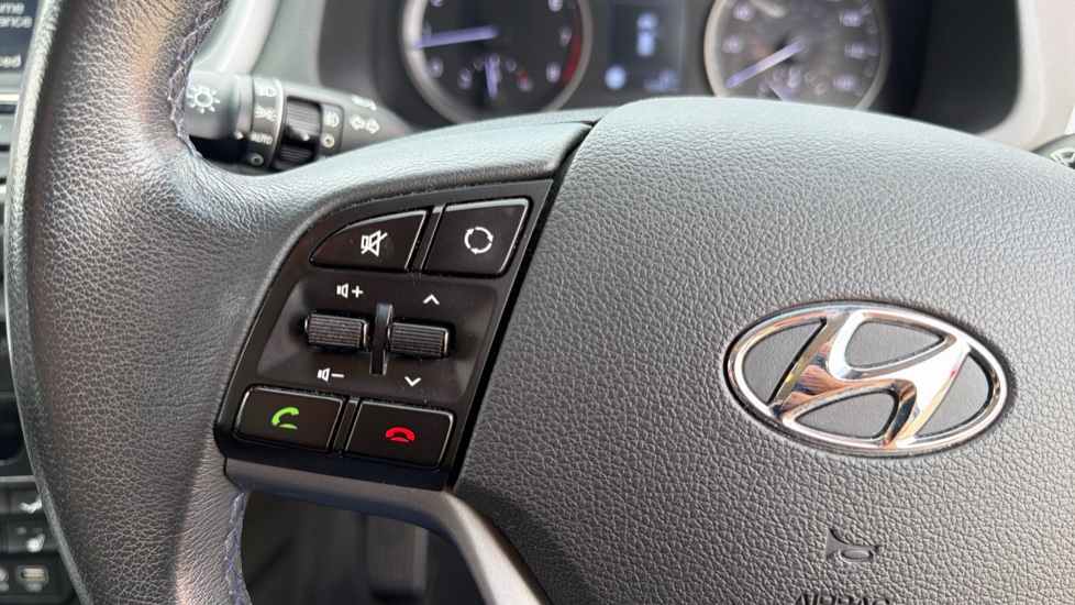 Hyundai TUCSON 1.6 GDi Blue Drive SE Nav 5dr 2WD Petrol Estate - Image 35