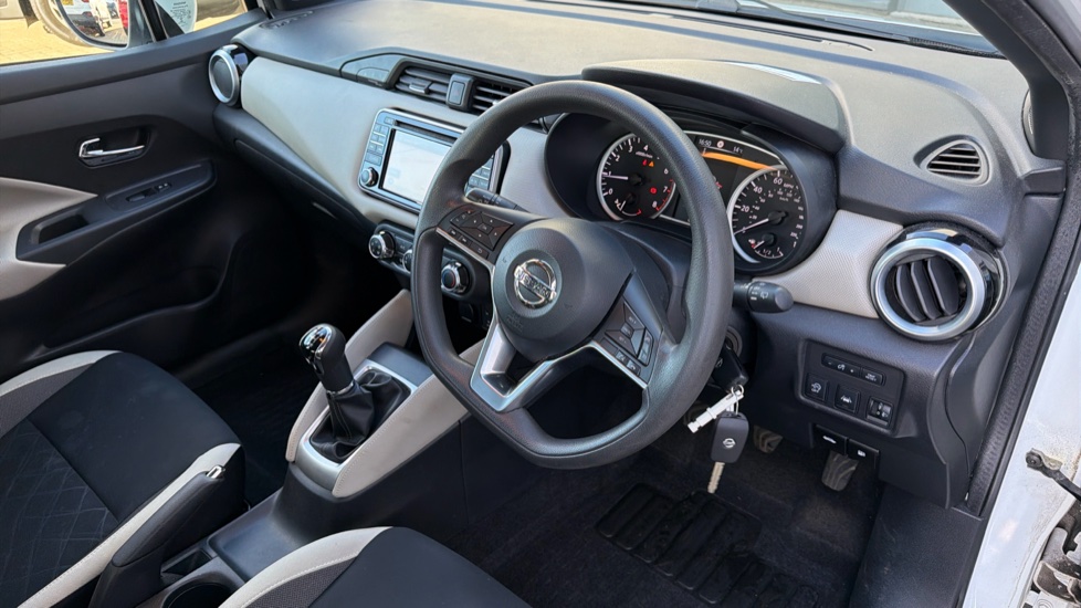 Nissan Micra 0.9 IG-T Acenta 5dr Petrol Hatchback - Image 11