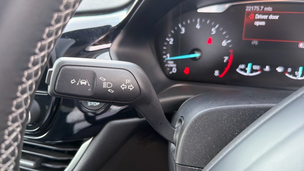 Ford Fiesta 1.0 EcoBoost Titanium 5dr Petrol Hatchback - Image 37