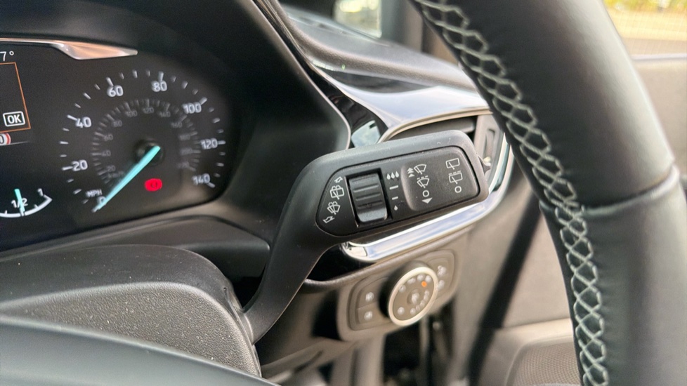 Ford Fiesta 1.0 EcoBoost Titanium 5dr Petrol Hatchback - Image 38