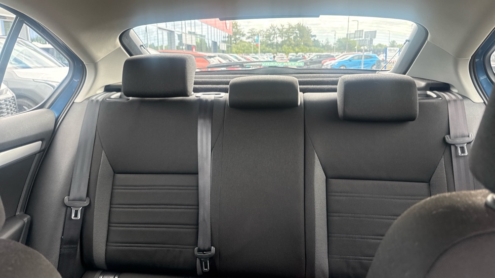 Skoda Octavia 1.6 TDI CR SE 5dr Diesel Hatchback - Image 15
