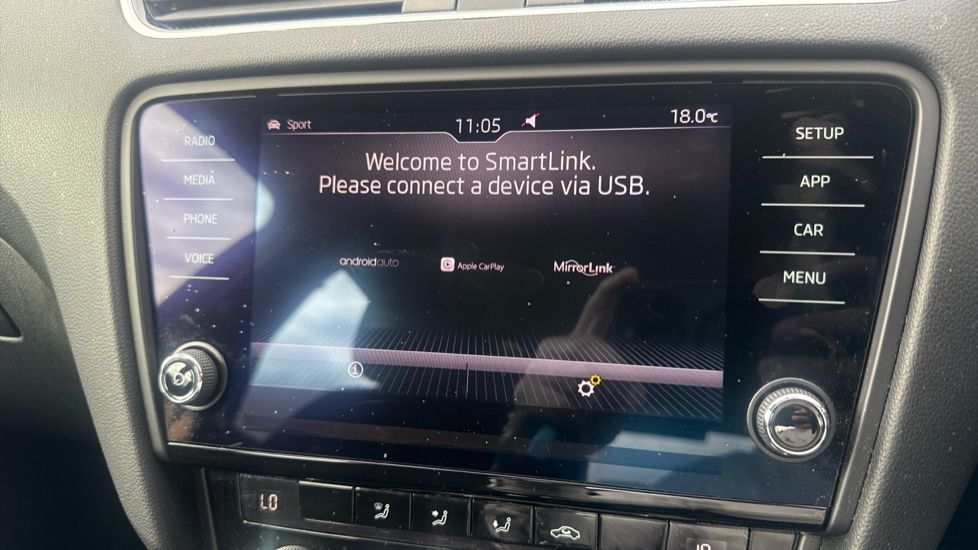 Skoda Octavia 1.6 TDI CR SE 5dr Diesel Hatchback - Image 40