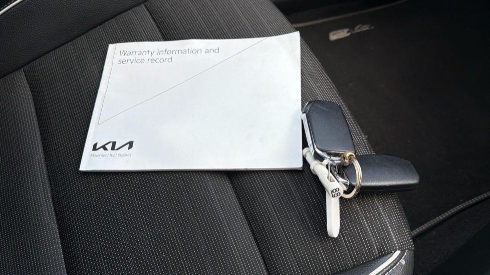 Kia Stonic 1.0T GDi 48V GT-Line S 5dr Petrol Estate - Image 19