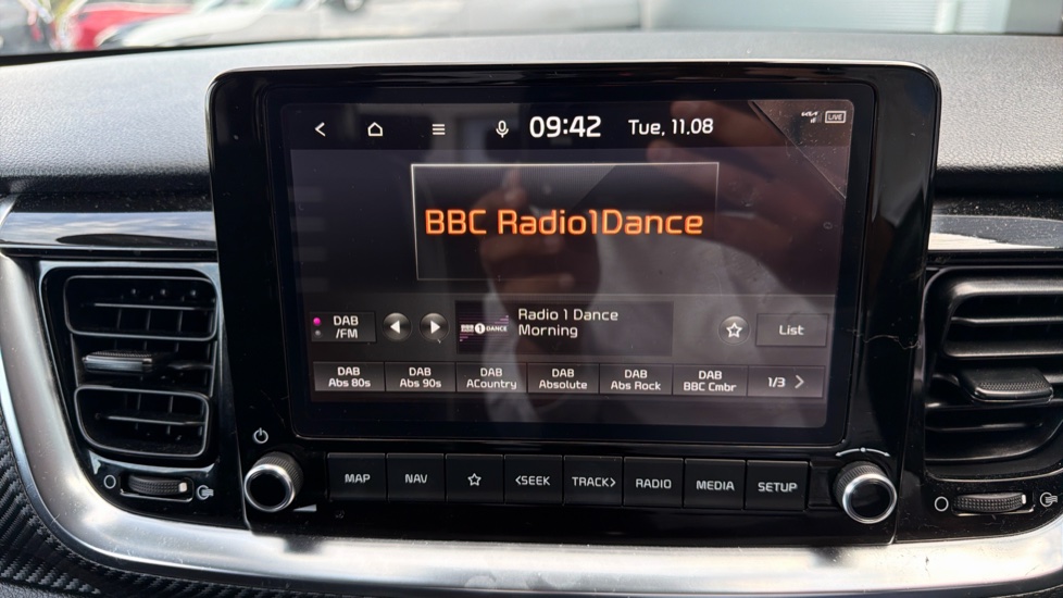Kia Stonic 1.0T GDi 48V GT-Line S 5dr Petrol Estate - Image 27