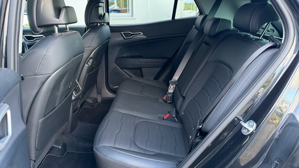 Kia Sportage 1.6T GDi ISG 3 5dr Petrol Estate - Image 16