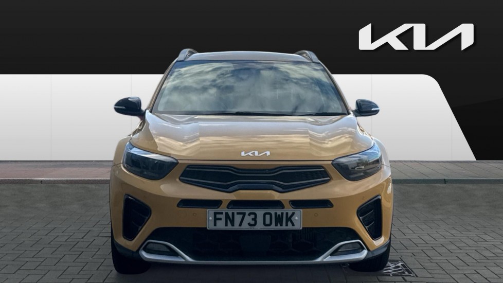 Kia Stonic 1.0T GDi 48V GT-Line S 5dr DCT Petrol Estate - Image 3