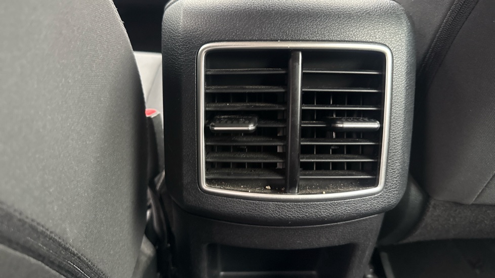 Kia Sportage 1.6T GDi 157 48V ISG 2 5dr Petrol Estate - Image 29
