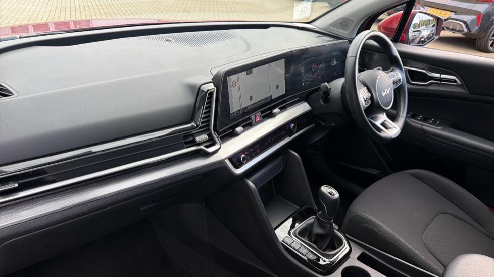 Kia Sportage 1.6T GDi 157 48V ISG 2 5dr Petrol Estate - Image 9