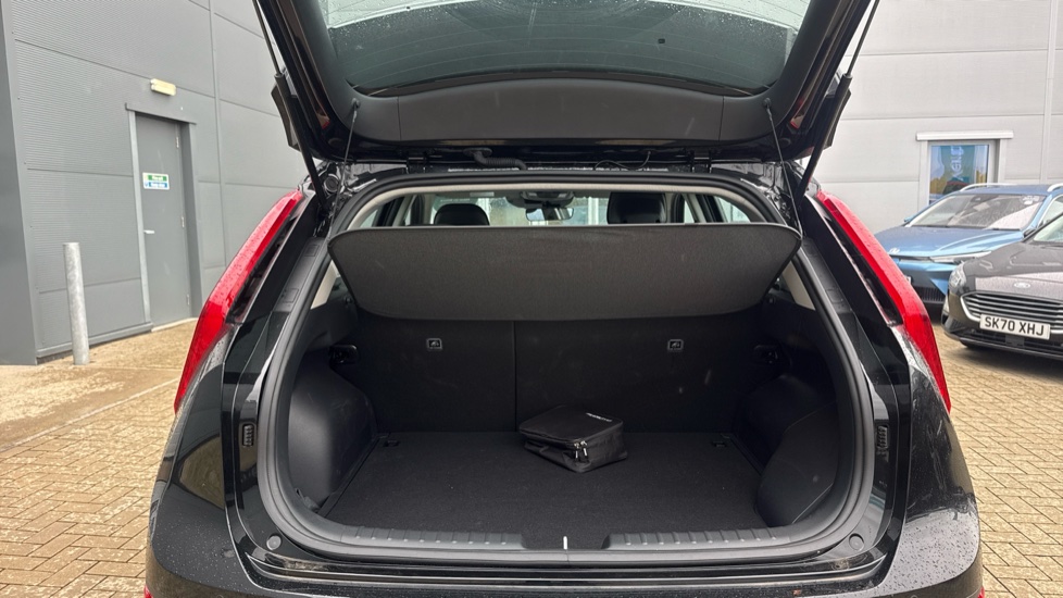 Kia Niro 1.6 GDi 168 PHEV 2 5dr DCT Estate - Image 4