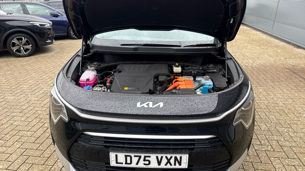 Kia Niro 1.6 GDi 168 PHEV 2 5dr DCT Estate - Image 8