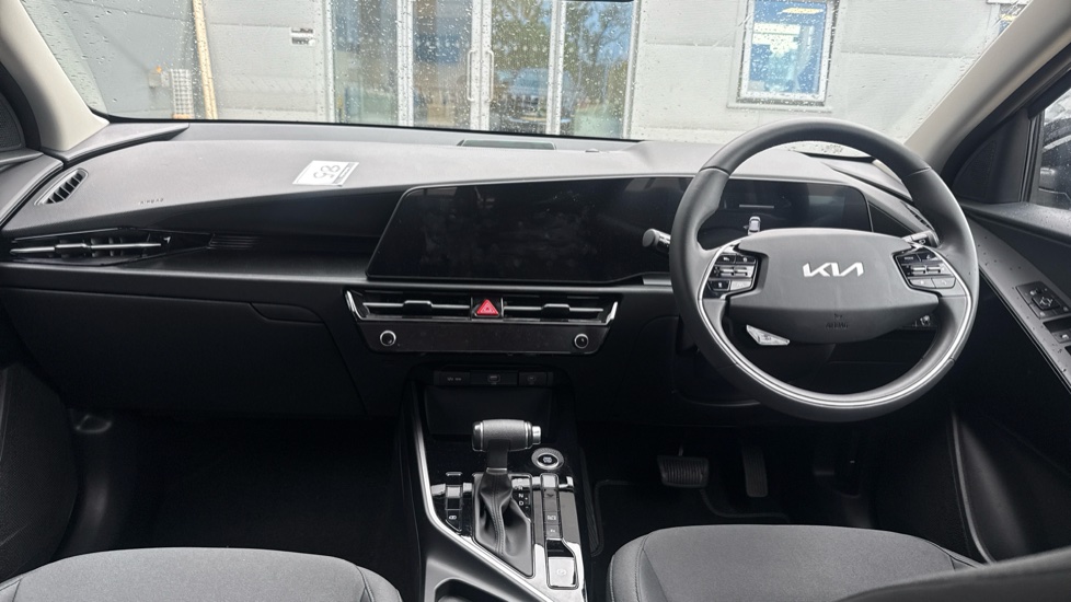 Kia Niro 1.6 GDi 168 PHEV 2 5dr DCT Estate - Image 10