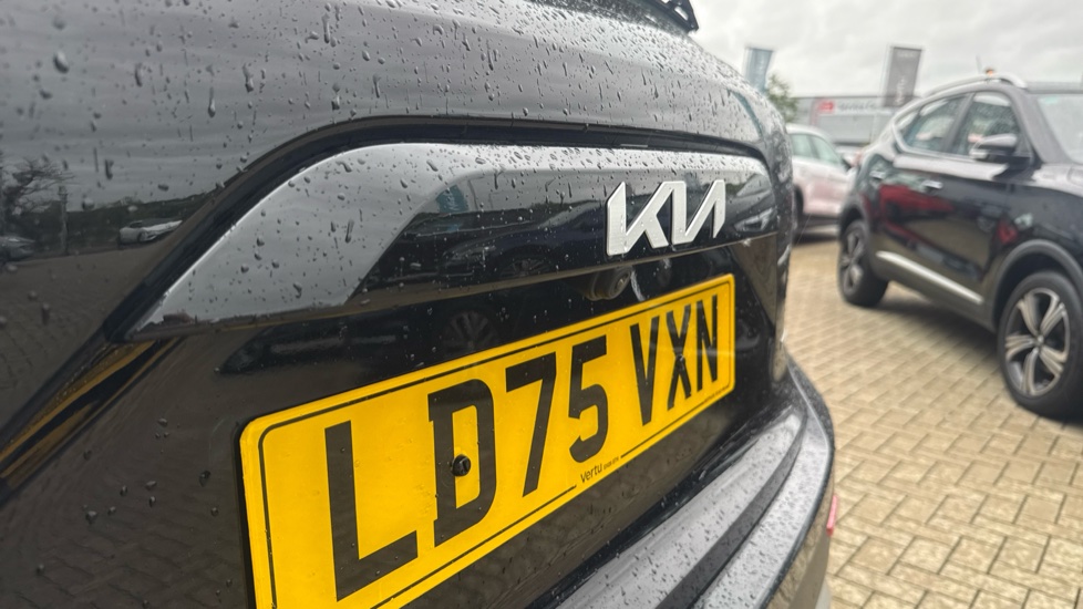 Kia Niro 1.6 GDi 168 PHEV 2 5dr DCT Estate - Image 21