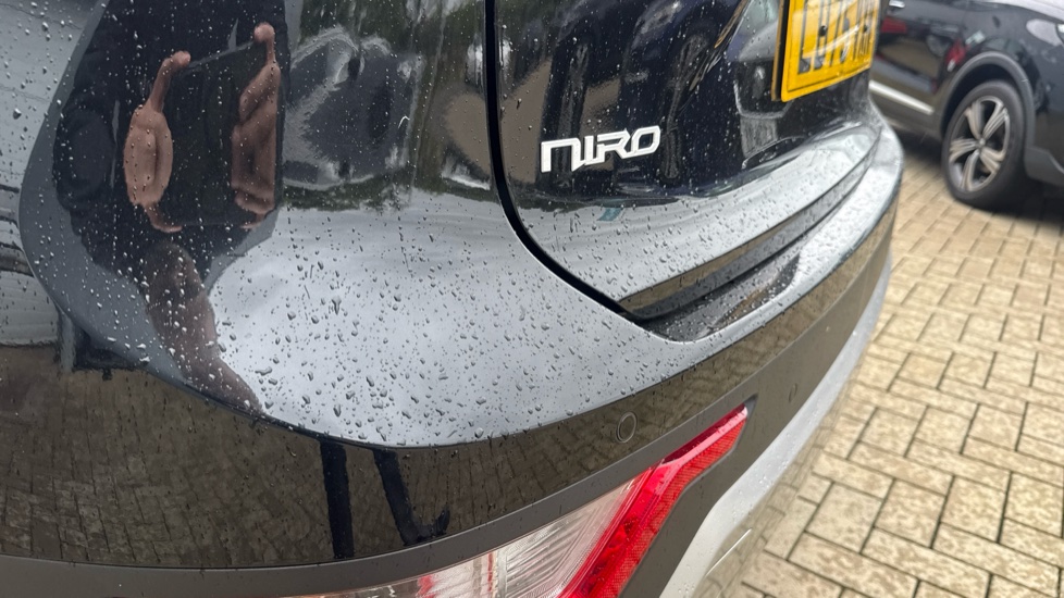 Kia Niro 1.6 GDi 168 PHEV 2 5dr DCT Estate - Image 22