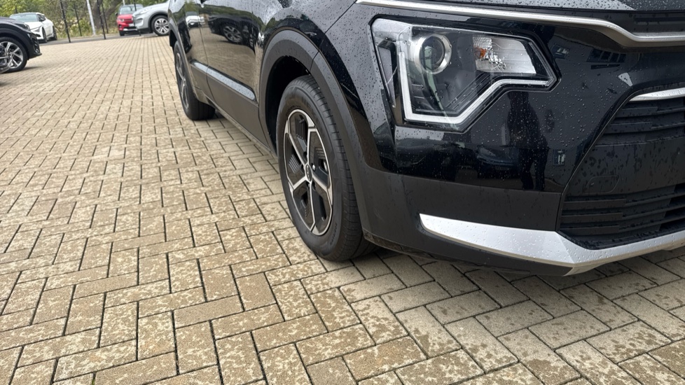 Kia Niro 1.6 GDi 168 PHEV 2 5dr DCT Estate - Image 27