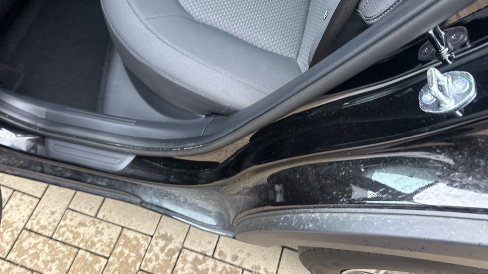 Kia Niro 1.6 GDi 168 PHEV 2 5dr DCT Estate - Image 30