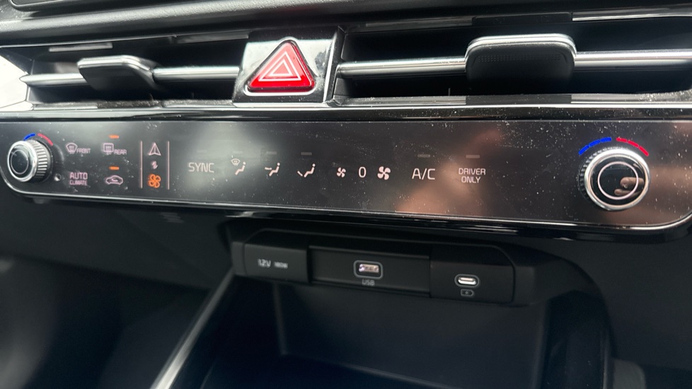 Kia Niro 1.6 GDi 168 PHEV 2 5dr DCT Estate - Image 44