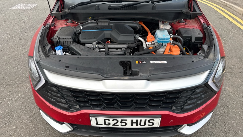 Kia Sportage 1.6T GDi 241 PHEV 3 5dr Auto AWD Estate - Image 8