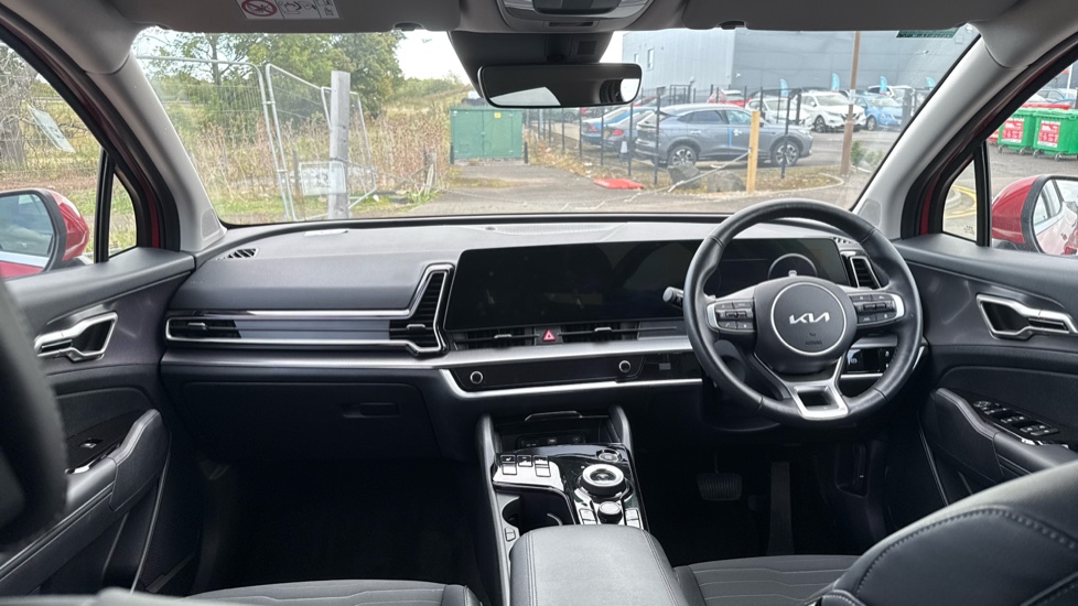 Kia Sportage 1.6T GDi 241 PHEV 3 5dr Auto AWD Estate - Image 10