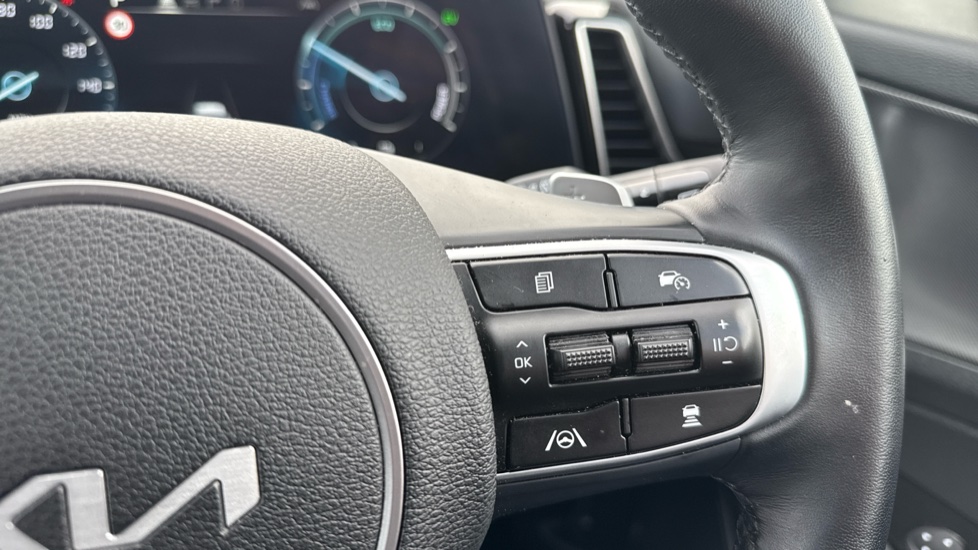 Kia Sportage 1.6T GDi 241 PHEV 3 5dr Auto AWD Estate - Image 37