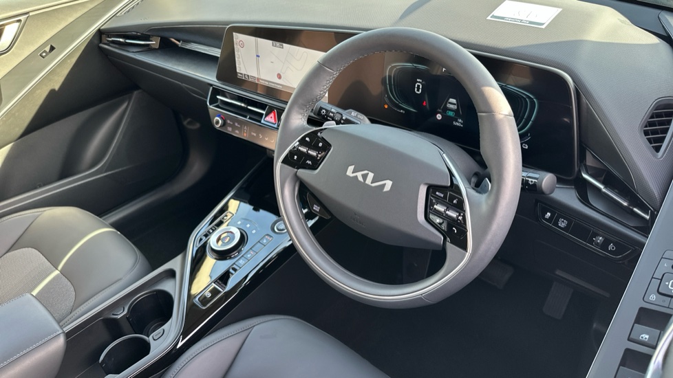 Kia Niro 1.6 GDi 127 Hybrid 3 5dr DCT Hybrid Estate - Image 11
