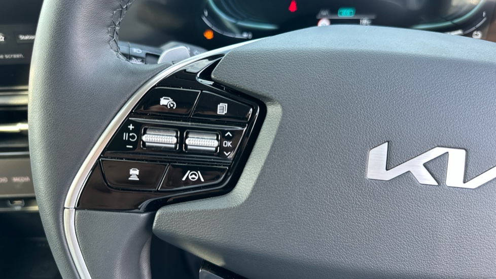 Kia Niro 1.6 GDi 127 Hybrid 3 5dr DCT Hybrid Estate - Image 25