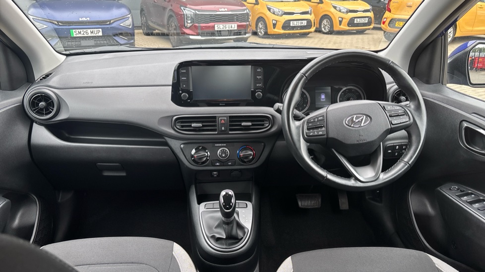 Hyundai i10 1.0 MPi SE Connect 5dr Auto Petrol Hatchback - Image 10