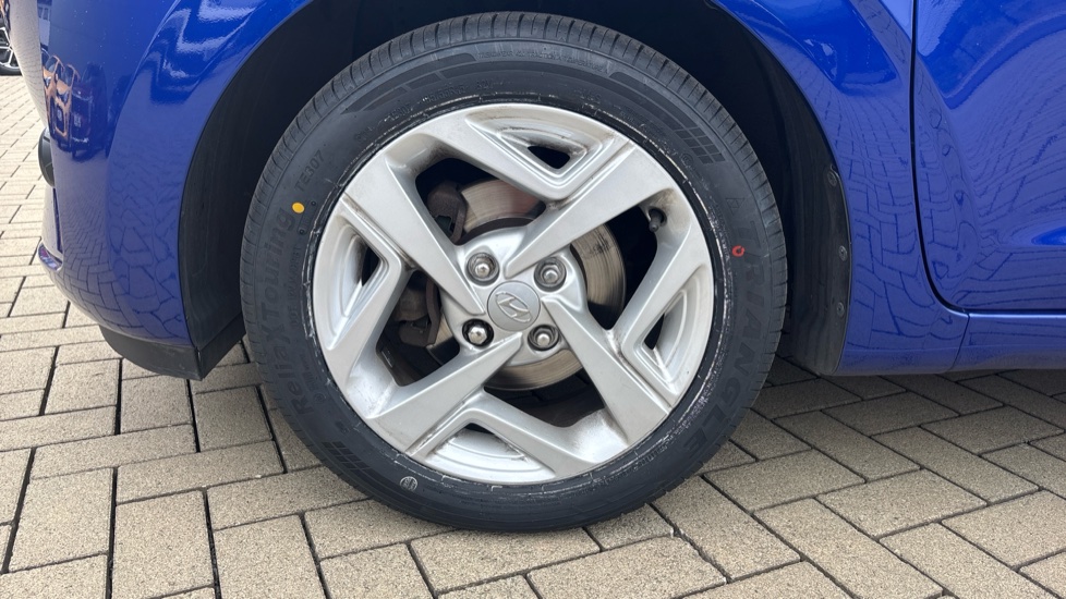 Hyundai i10 1.0 MPi SE Connect 5dr Auto Petrol Hatchback - Image 26