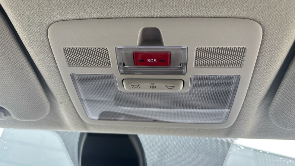 Hyundai i10 1.0 MPi SE Connect 5dr Auto Petrol Hatchback - Image 31