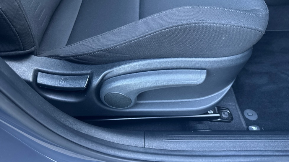Hyundai BAYON 1.0 TGDi Premium 5dr DCT Petrol Hatchback - Image 35