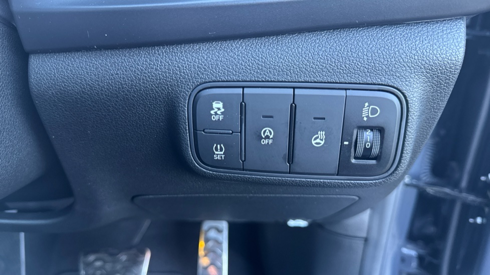 Hyundai BAYON 1.0 TGDi Premium 5dr DCT Petrol Hatchback - Image 42